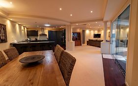 Large Centrally Located Apartment